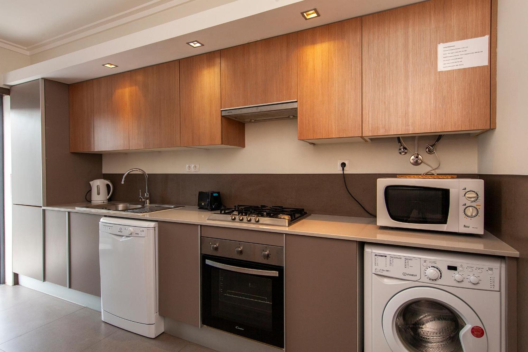 Апартаменты B04 - Luxury 2 Bed W Terrace Pool Лагуш Экстерьер фото